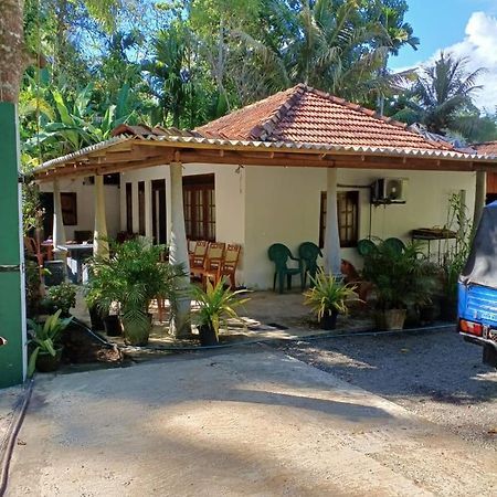 50* Stay Dikwella Exterior foto
